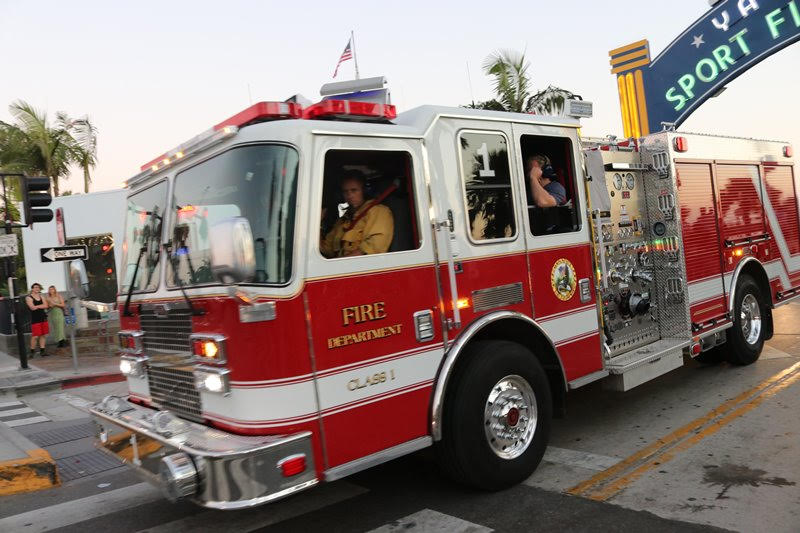 Bronx, NY - Six Hurt in Apartment Fire on Richmond Plaza