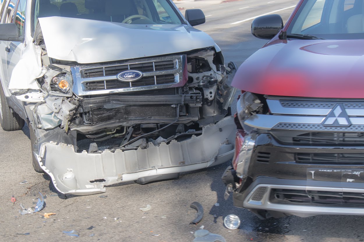 Injuries in Two-Vehicle Crash on Henry Hudson Pkwy